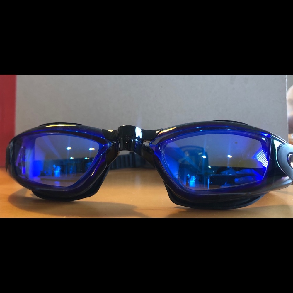 Aegend Swim Googles